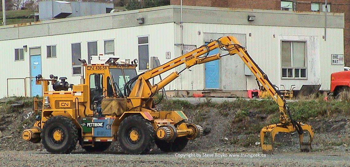 Petitbone crane in Dartmouth, NS